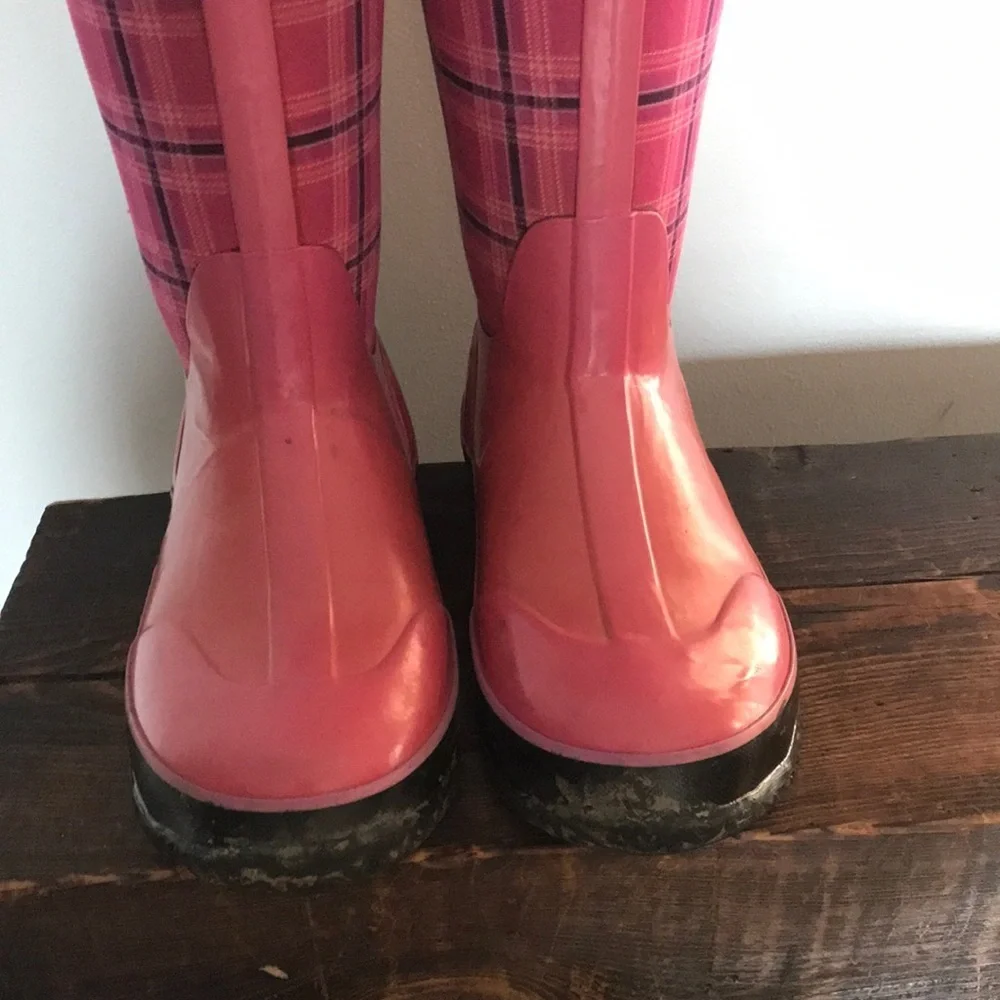 Bogs Winter Plaid Waterproof Boots Size 4